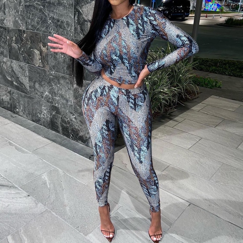 Two piece set